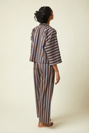 Pyjamas pattern – Back view, set pyjamas striped brown and blue, top kimono 3/4 sleeves and trousers – Atelier Brunette