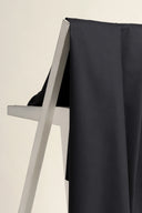 Tissu coton chino stretch gris anthracite foncé au mètre – doux et extensible – Atelier Brunette