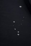 Tissu coton déperlant imperméable noir au mètre – idéal trench – Atelier Brunette